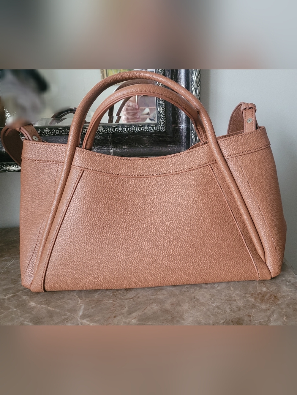 Newbella Kelly Brown Lightweight Faux Leather Top-Handle Shoulder Tote Bag NEW - Picture 4 of 16